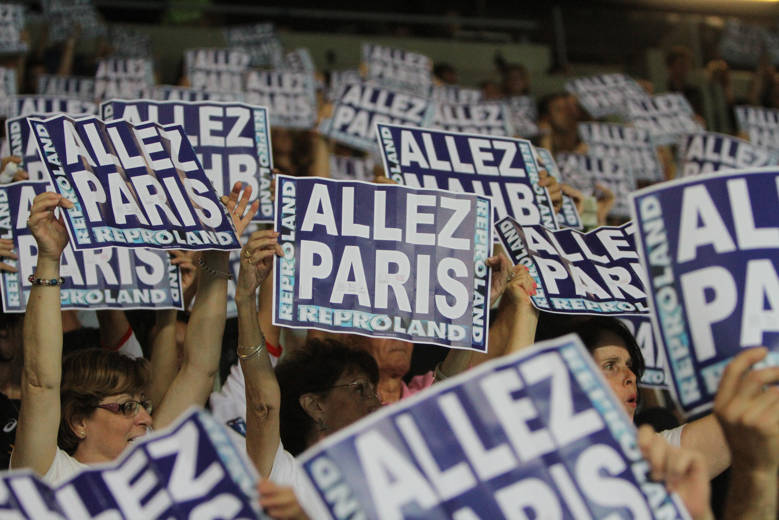 applaudisseur carton plié tap tap tap-tap supporter